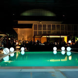 Luminária esférica de jardim