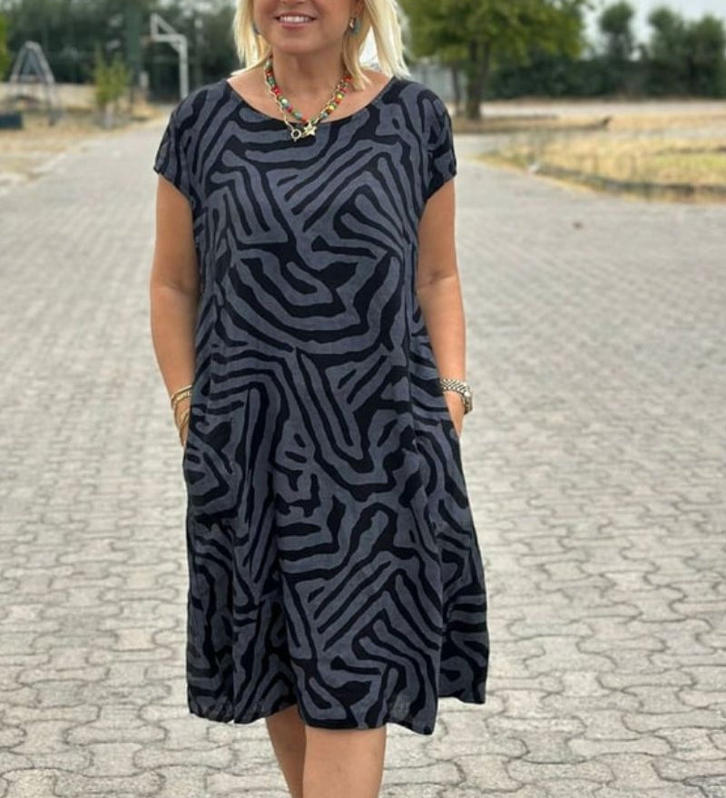 Avanille | Vasarinė suknelė su apvalia iškirpte