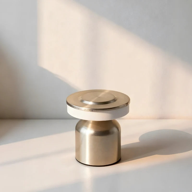 Auralis™ Lâmpada de mesa
