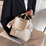 Charme Éternel Handbag