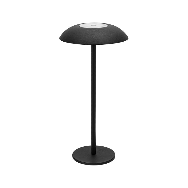 Luminária de ferro elegante
