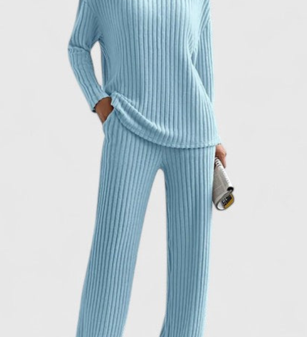 Angeline™ Comfortable Set