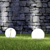 Luminária esférica de jardim