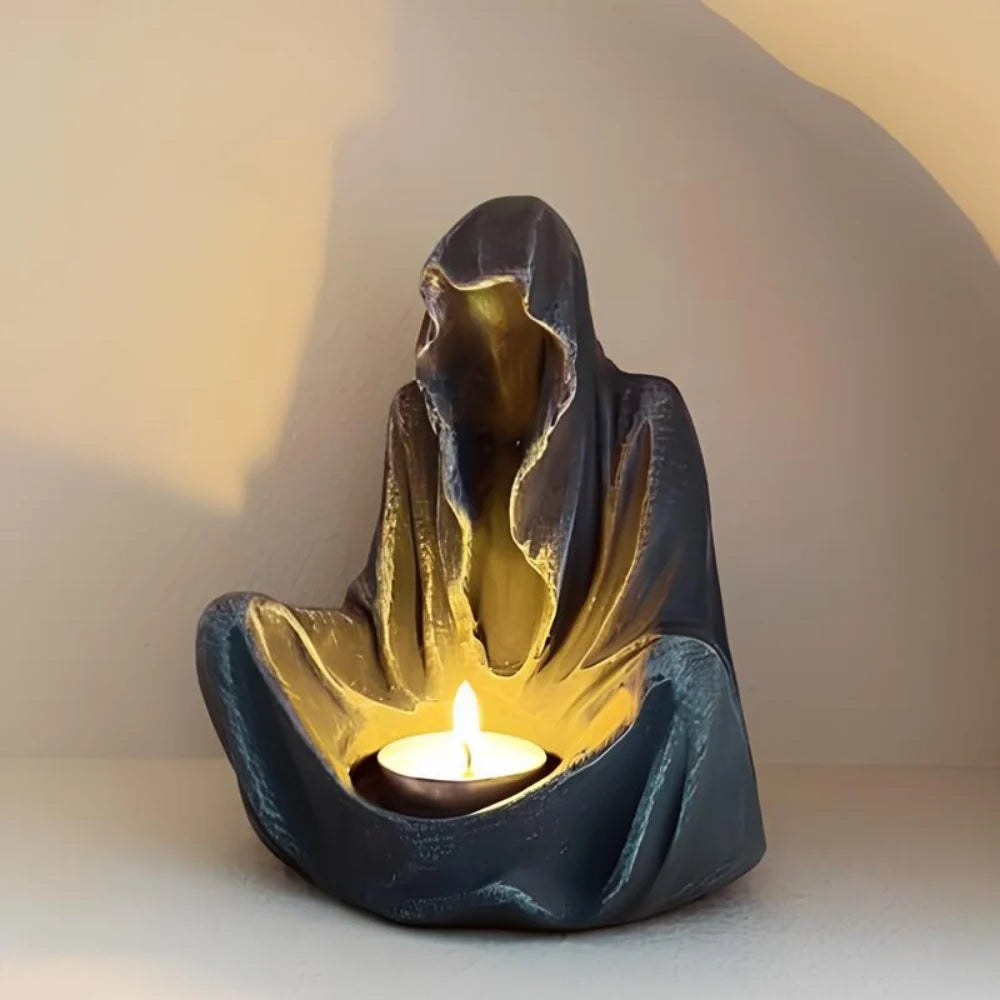 Ashcloak™ Candelabro