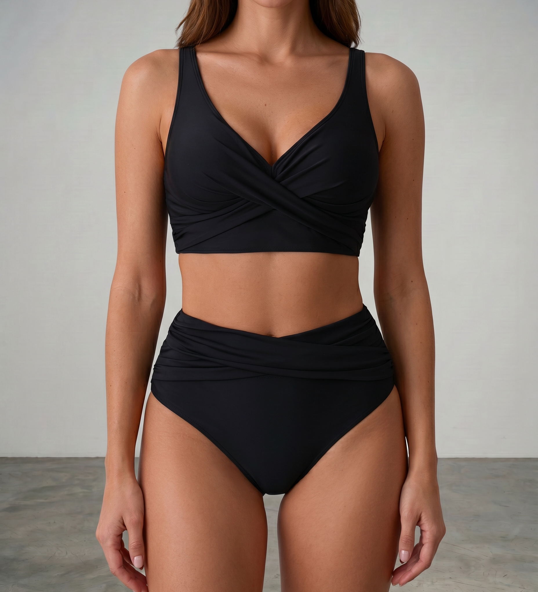 Elena Marell | Formuojantis bikinis