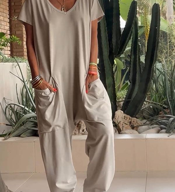 Casual V-neck Solid Color Jumpsuit