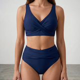 Elena Marell | Formuojantis bikinis