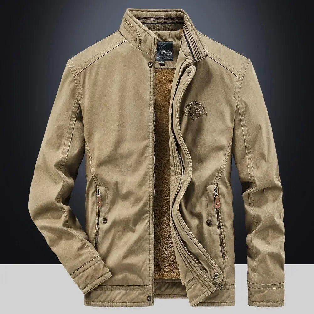 Tor | ELEGANTIŠKA BOMBER STRIUKĖ