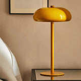 Lâmpada de mesa retro elegante